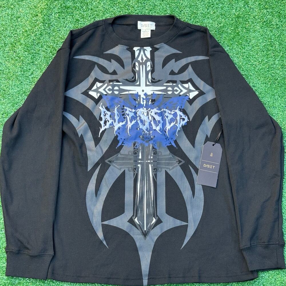 D/SET Blessed Sweatshirt Black Long Sleeve With Sharp Cross Design